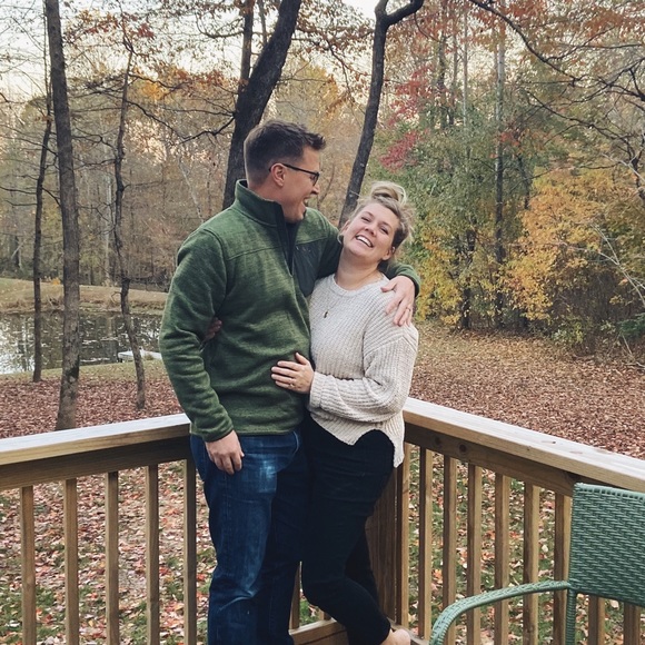 Meet your Posher, Taylor - Picture 4 of 6